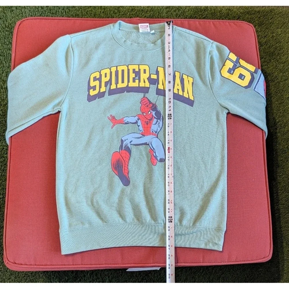 Marvel Spiderman Sweater Size Men Small Like New